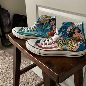 wonder woman converse